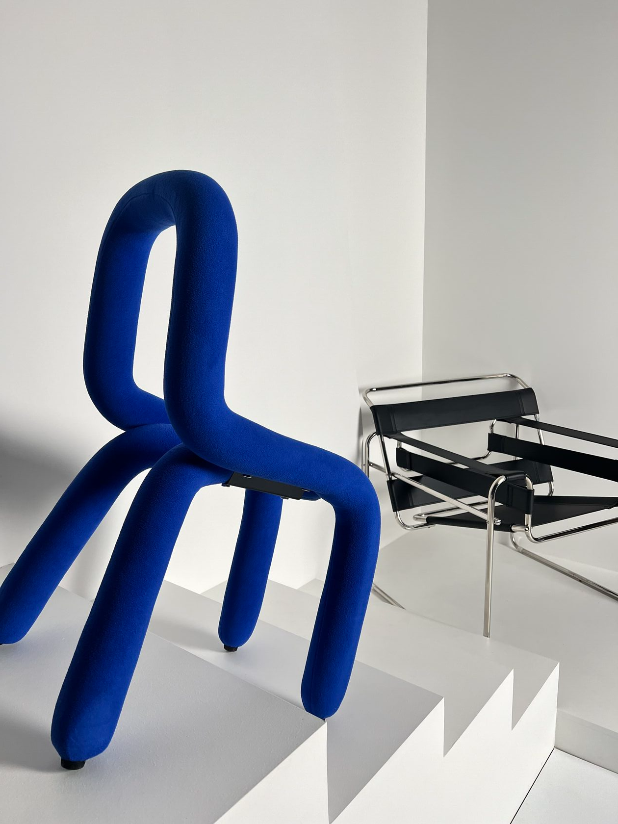 Bold Chair. 8Ellement