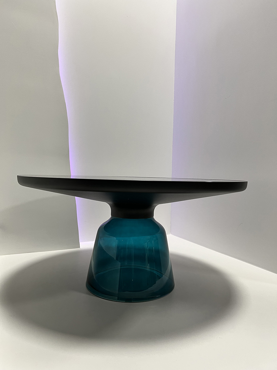 BELL coffee table. 8Ellement