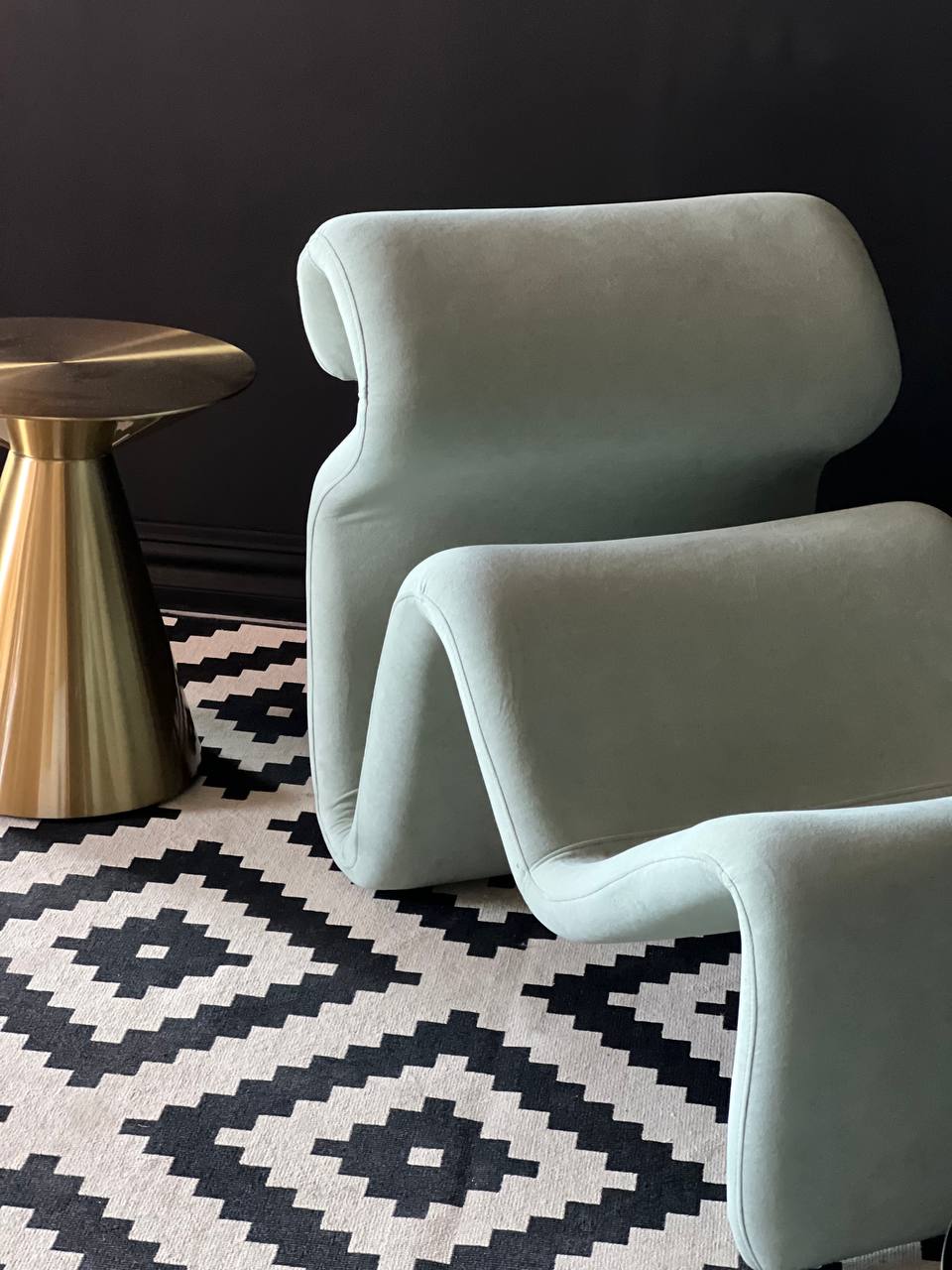 ETCETERA Lounge Chair replica. 8Ellement