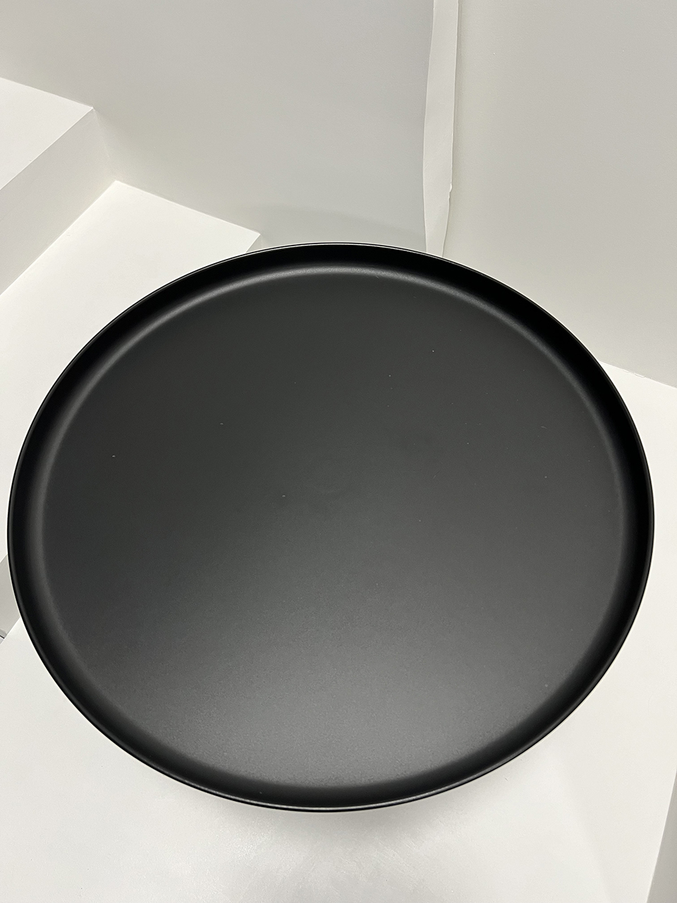 Duvree coffee table. 8Ellement